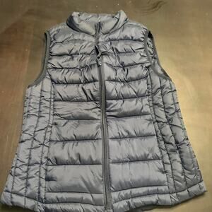 Blue puffer vest winteraccessories